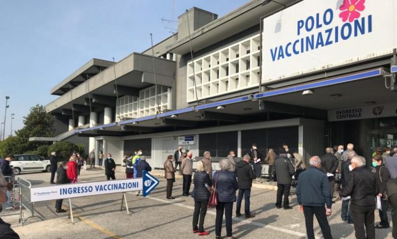 PORDENONE: PRESUNTE CODE DI ATTESA IN FIERA PER I VACCINI, ASFO SMENTISCE: 